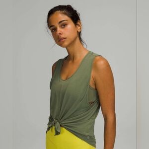 Lululemon Flow Y 2-in-1 Yoga Tank Top Bra *Light Support, Size 12 Green Twill